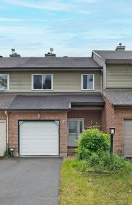 3-bedroom att/row/townhouse for rent in Ottawa — 7 Rueter Street