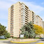 3-bedroom condo apartment for sale in Peel — 803 - 5 Lisa Street (Photo 1)