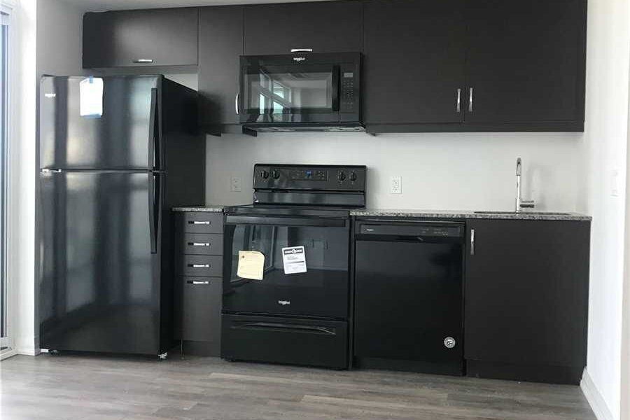 1-bedroom condo apartment for rent in Toronto — 804 - 30 Meadowglen Place (Photo 1)