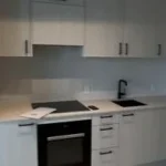 2-bedroom condo apartment for rent in Toronto — 806 - 1101 Leslie Street (Photo 4)