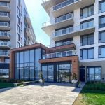 2-bedroom condo apartment for sale in York — 812 - 6 David Eyer Road (Photo 2)