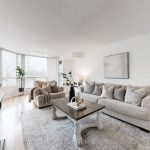 2-bedroom condo apartment for sale in York — 812 - 6 David Eyer Road (Photo 5)