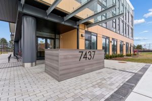 1-bedroom condo apartment for rent in Toronto — 820 - 7437 Kingston Road