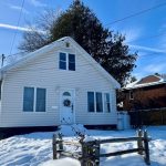 3-bedroom detached home for sale in Renfrew — 82 Bonnechere Street E (Photo 3)