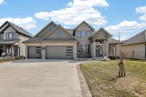 3-bedroom detached home for sale in South-west Oxford — 82 Graydon Drive