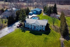 5-bedroom home for sale in Lincoln — 8442 Silver Street
