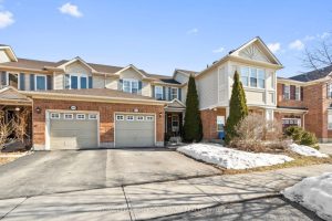 3-bedroom att/row/townhouse for sale in Halton — 862 Stark Circle