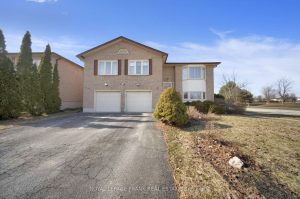 3-bedroom detached home for sale in Durham — 86 Devondale Street