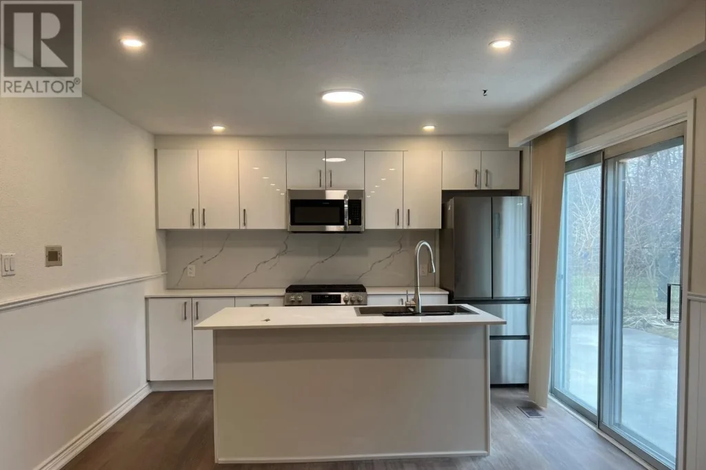 1-bedroom home for rent in Toronto — 86 Pleasant Avenue (Photo 1)
