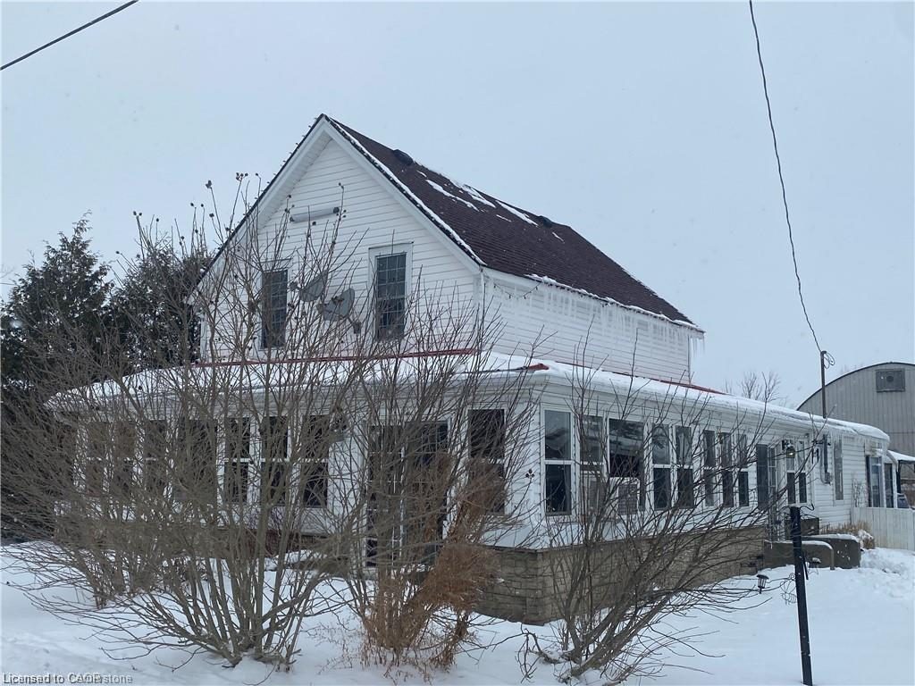 3-bedroom home for rent in Dunnville — 879 Port Maitland Road (Photo 1)
