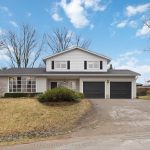 3-bedroom detached home for sale in Parry Sound — 879 Relative Road N (Photo 3)