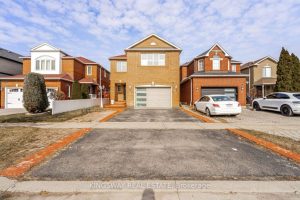 4-bedroom detached home for sale in Peel — 891 Stonebridge Avenue