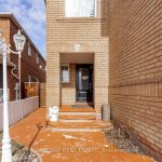 4-bedroom detached home for sale in Peel — 891 Stonebridge Avenue (Photo 2)