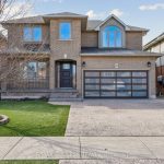 3-bedroom detached home for sale in Hamilton — 894 Bishop Place (Photo 3)