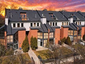 3-bedroom condo townhouse for sale in York — 8 - 100 Arbors Lane