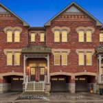 3-bedroom condo townhouse for sale in York — 8 - 100 Arbors Lane (Photo 3)