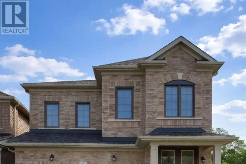 5-bedroom home for rent in Barrie — 8 Greer Street (Photo 1)