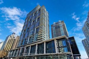 1-bedroom condo apartment for rent in Toronto — 902 - 4955 Yonge Street