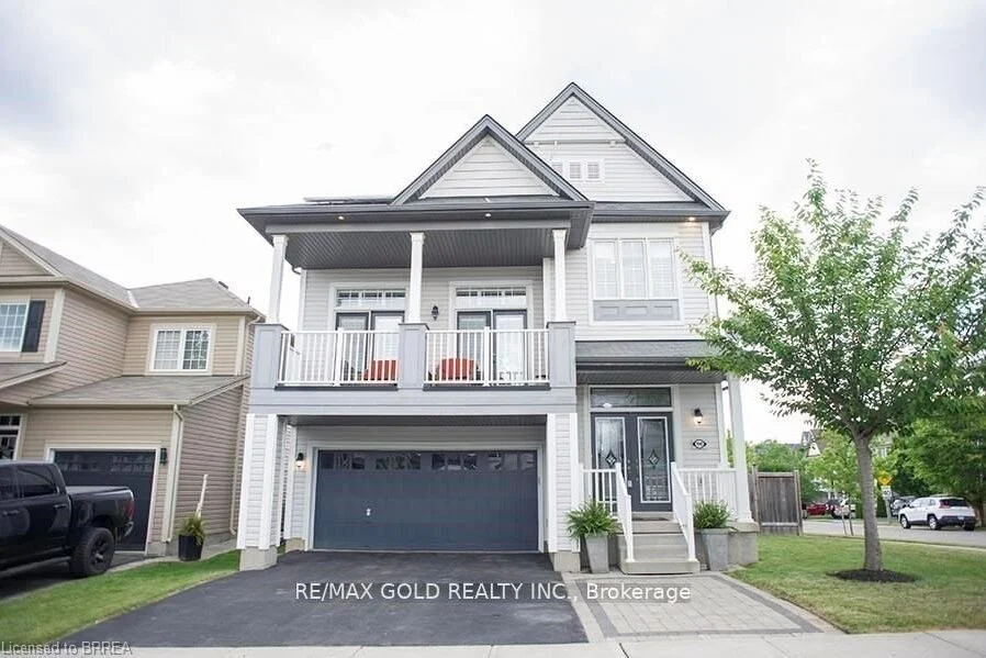 3-bedroom detached home for sale in Brantford — 90 Lambert Crescent (Photo 1)