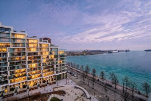 2-bedroom condo apartment for rent in Toronto — 918 - 1 Edgewater Drive