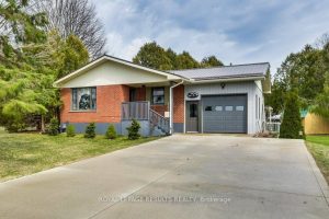 3-bedroom detached home for sale in Malahide — 9200 Richmond Road