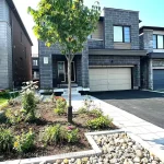 4-bedroom detached home for rent in Bradford West Gwillimbury — 93 Forest Edge Crescent (Photo 4)