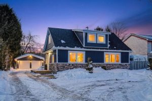 3-bedroom detached home for sale in Wellington — 9488 Wellington Rd 124 N/a