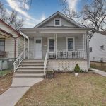 6-bedroom home for sale in Windsor — 965 Bridge (Photo 1)