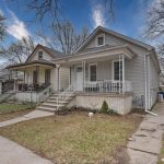 6-bedroom home for sale in Windsor — 965 Bridge (Photo 2)