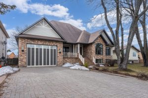 3-bedroom detached home for sale in Frontenac — 977 Woodbine Road