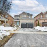 6-bedroom home for rent in Clarington — 98 Glen Eagles Drive (Photo 3)