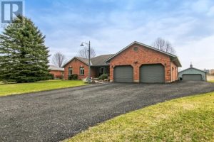 4-bedroom home for sale in Wyecombe — 990 Norfolk County Road 21 Road