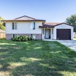 4-bedroom home for sale in Saugeen Shores — 991 Bricker Street North (Photo 2)