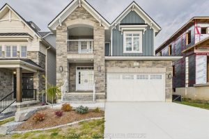 4-bedroom detached home for sale in Bruce — 99 Inverness Street N