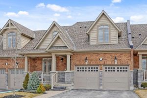 3-bedroom condo townhouse for sale in Uxbridge — 9 Bill Knowles Street