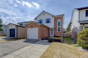 3-bedroom home for sale in Centre Wellington — 9 Camrose Court