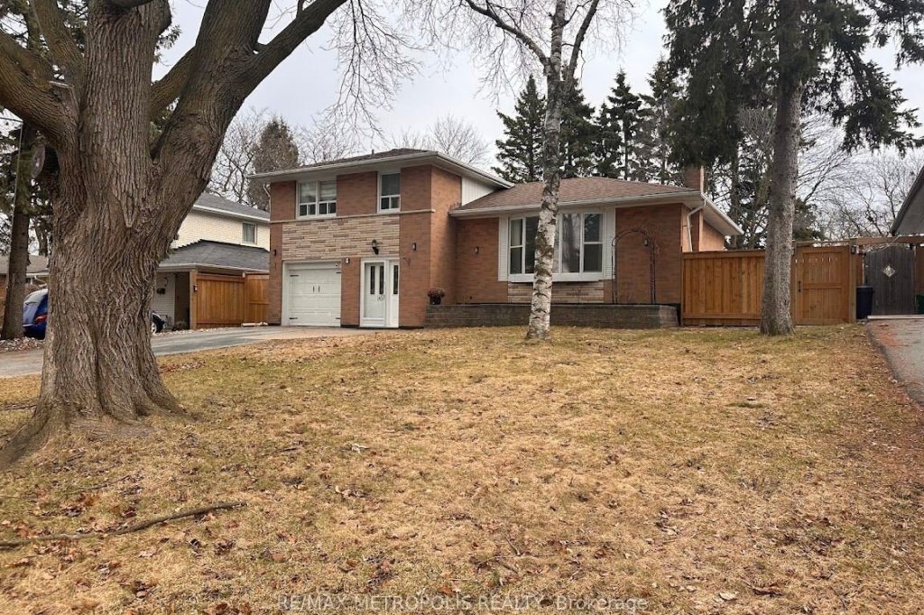 4-bedroom detached home for rent in Markham — 9 Gladiator Road (Photo 1)