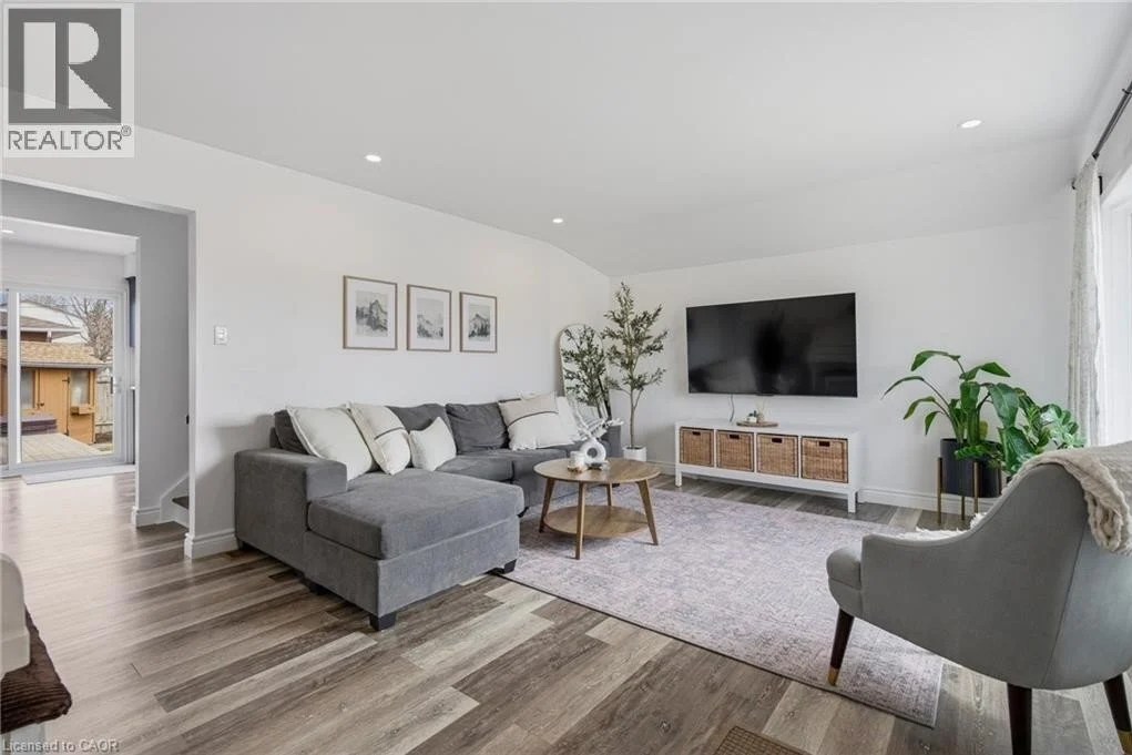 3-bedroom home for sale in New Hamburg — A - 85 Hincks Street (Photo 1)