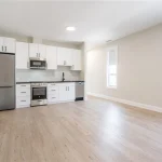 2-bedroom home for rent in Hamilton — A - 9 Munn Street (Photo 2)