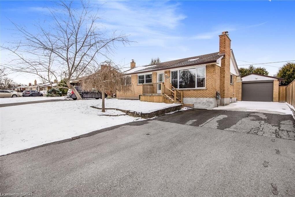 2-bedroom home for rent in London South — BSMT - 185 Burlington Street (Photo 1)