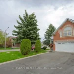 3-bedroom detached home for rent in Mississauga — Bsmt - 6121 Maplegate Circle (Photo 3)
