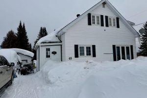 3-bedroom detached home for sale in Cochrane — Fauquier - 49 Gauthier Street