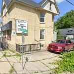 1-bedroom detached home for rent in London North — Front - 132 Wharncliffe Road N (Photo 3)