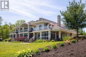 3-bedroom home for sale in Muskoka Lakes — G103-D1 - 1869 Muskoka Road 118 Highway West
