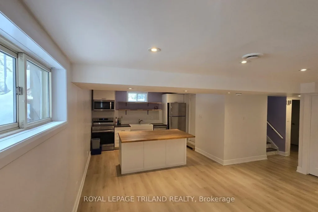2-bedroom home for rent in London South — LOWER - 527 Hale Street (Photo 1)