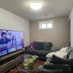 1-bedroom detached home for rent in London North — Lower - 11 Oxford Street W (Photo 2)