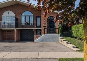 2-bedroom semi-detached home for rent in Vaughan — Lower - 596 Woodbridge Avenue