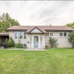 3-bedroom detached home for rent in Toronto — MAIN - 20 Dunsmore Gardens (Photo 4)