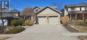 3-bedroom home for rent in Newmarket — Main Floor - 105 Ashton Road