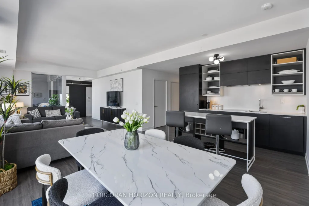 3-bedroom condo apartment for sale in Toronto — PH1 - 20 Edward Street (Photo 1)
